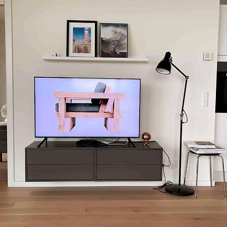 Appartement Bo Med Stil Og Udsigt Til Aarhus Lystbadehavn Extérieur photo